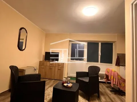 Izdavanje, jednosoban stan, 20m², Julino Brdo, Beograd - image 1