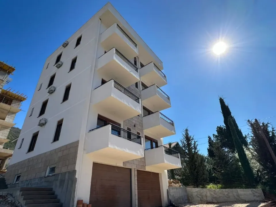 Sale, two bedroom apartment, 45m², Kumbor, Herceg Novi