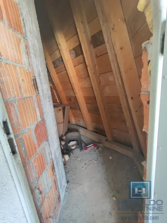 Prodaja, trosoban stan, 71m², Centar, Jagodina