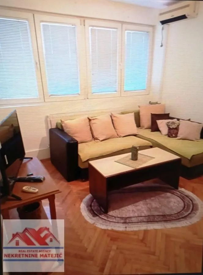 Prodaja, jednosoban stan, 38m², Erdoglija, Kragujevac