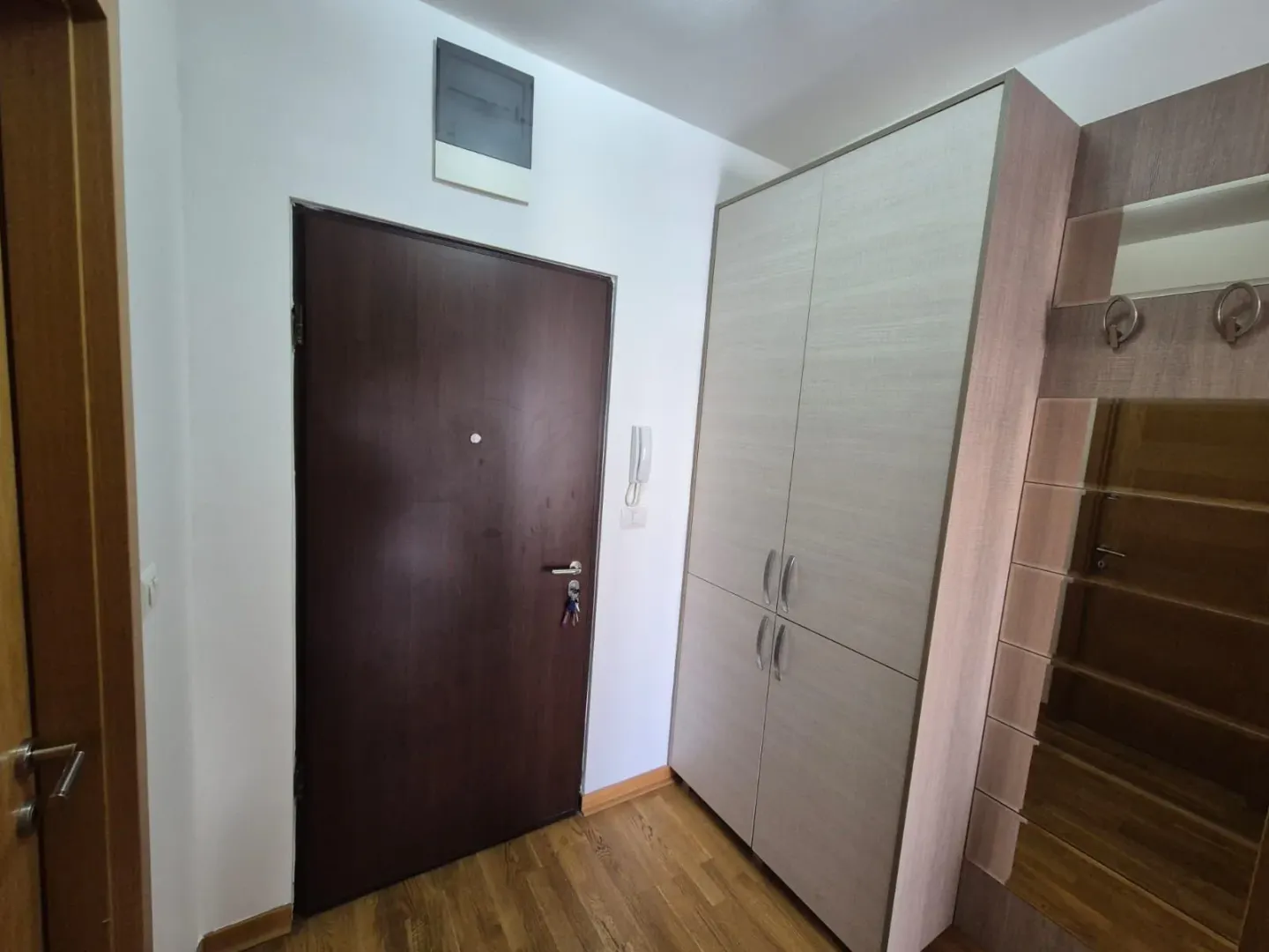Izdavanje, dvosoban stan, 41m², City Kvart, Podgorica