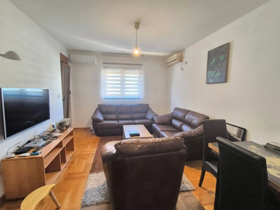 Prodaja, dvosoban stan, 55m², Stari Aerodrom, Podgorica