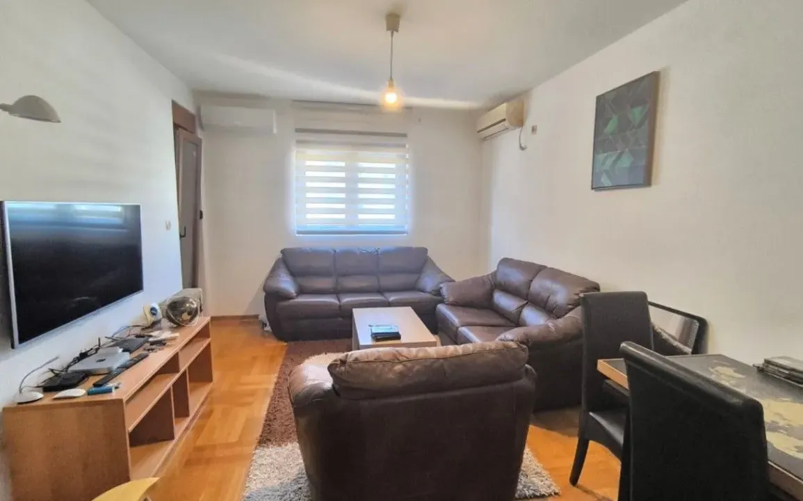 Prodaja, dvosoban stan, 55m², Stari Aerodrom, Podgorica