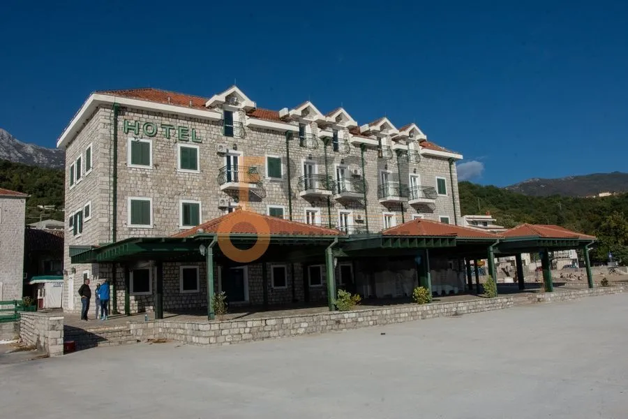 Sale, office space, 800m², Herceg Novi, Crna Gora