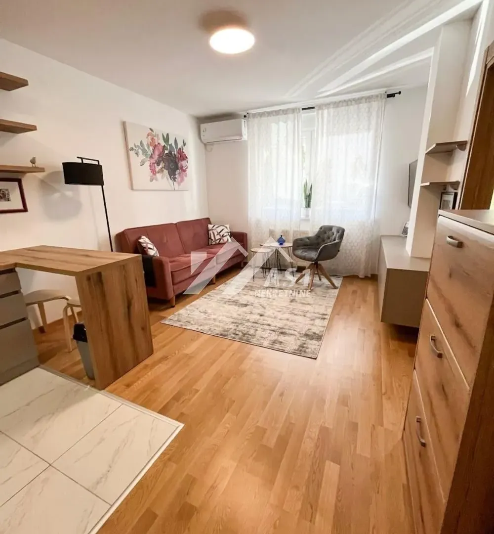 Izdavanje, jednosoban stan, 32m², Telep, Novi Sad Sve Podlokacije
