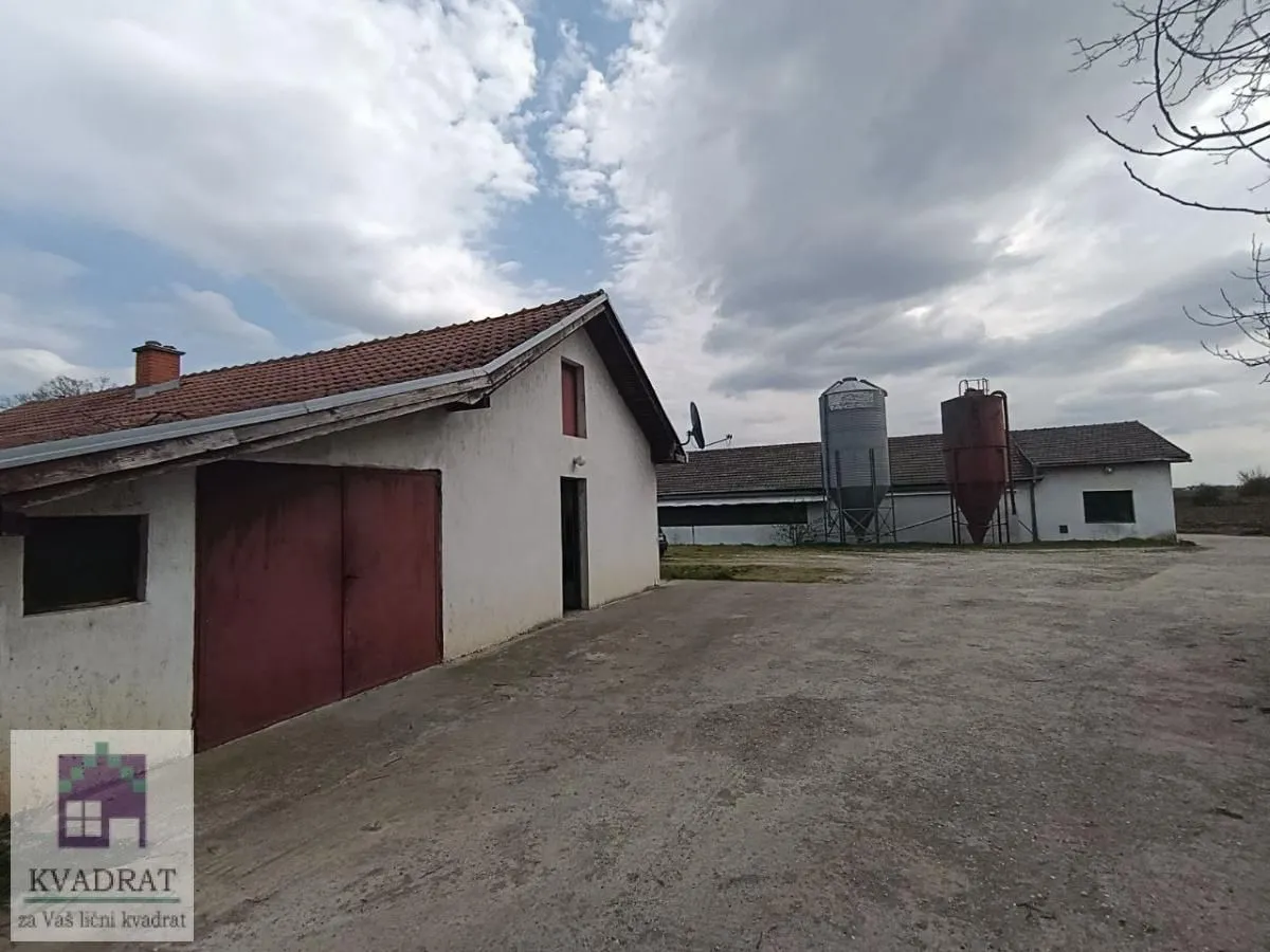 Prodaja, poslovni prostor, 163m², Zvečka, Obrenovac
