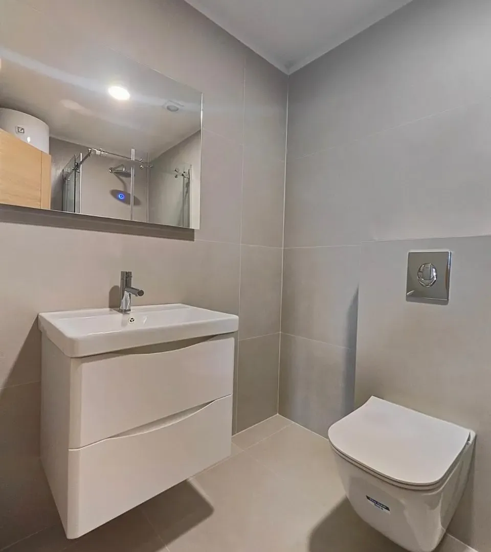 Izdavanje, dvosoban stan, 53m², City Kvart, Podgorica