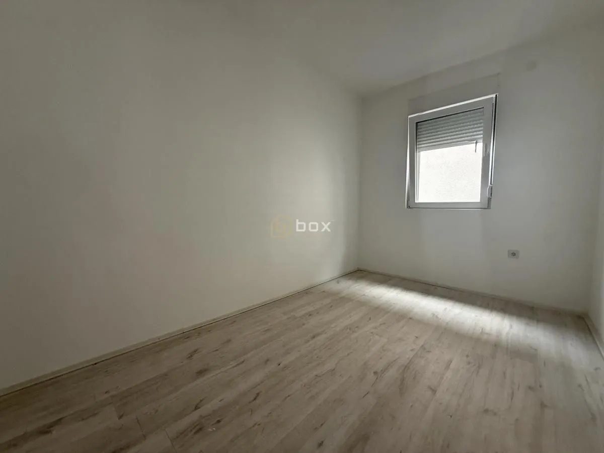 Prodaja, kuća, 186m², Pantelej, Niš