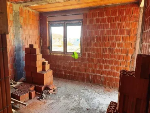 Prodaja, dvosoban stan, 134m², Pantelej, Niš - image 6