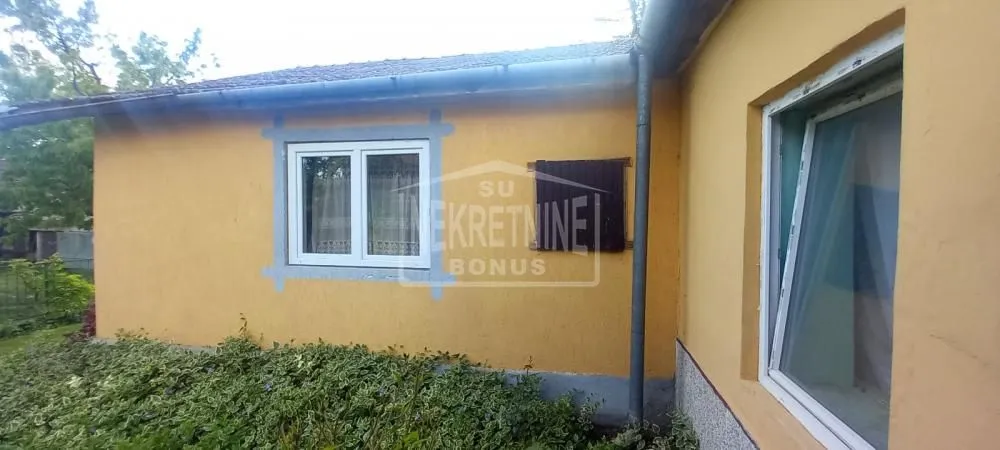 Prodaja, kuća, 178m², Verušić, Subotica