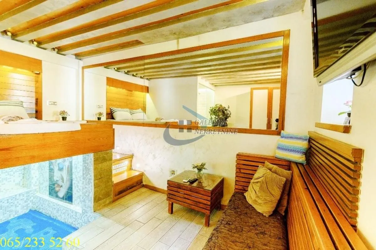 Prodaja, dvosoban stan, 44m², Cvetni Trg, Vračar Sve Podlokacije