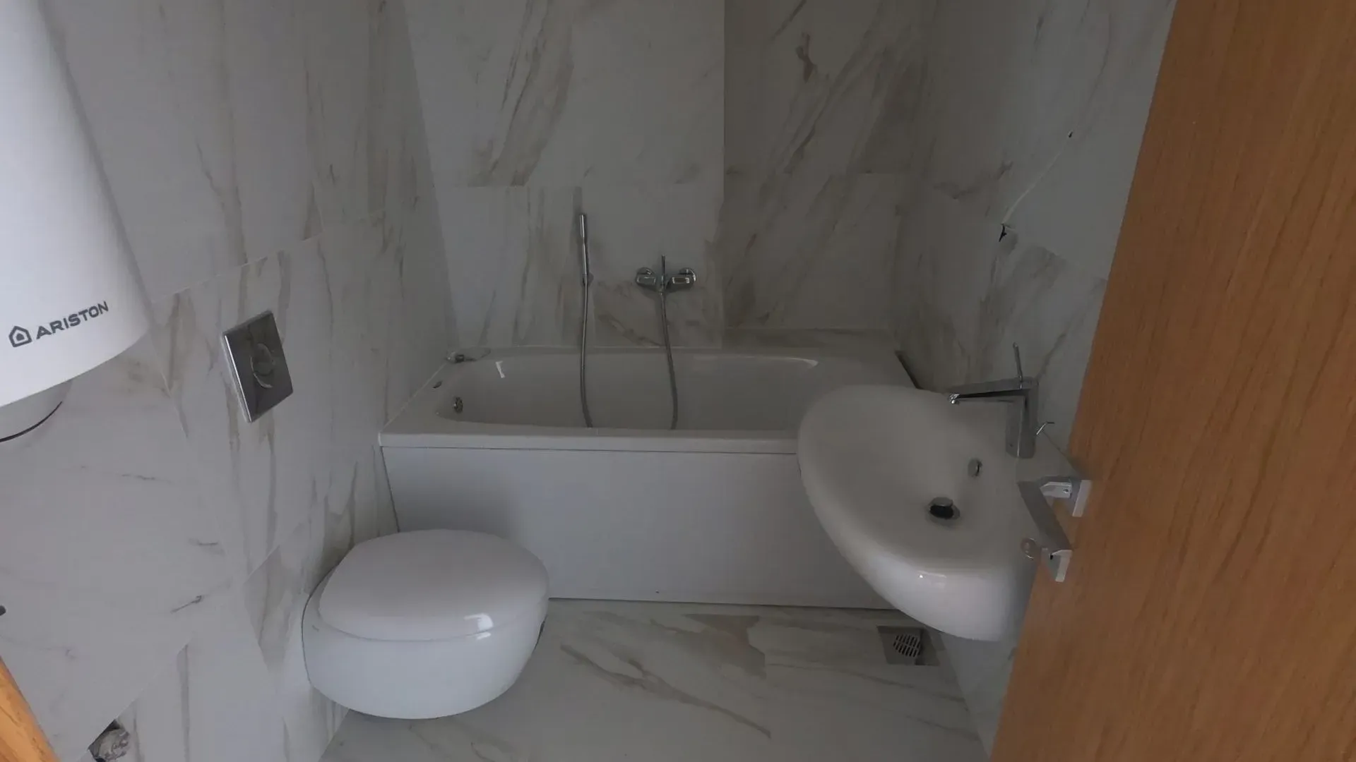 Sale, apartment, 78m², Dobrota, Kotor