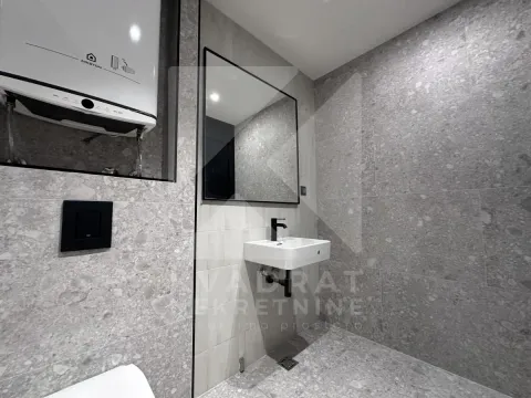 Prodaja, četvorosoban stan, 107m², Centar, Kolašin - image 15