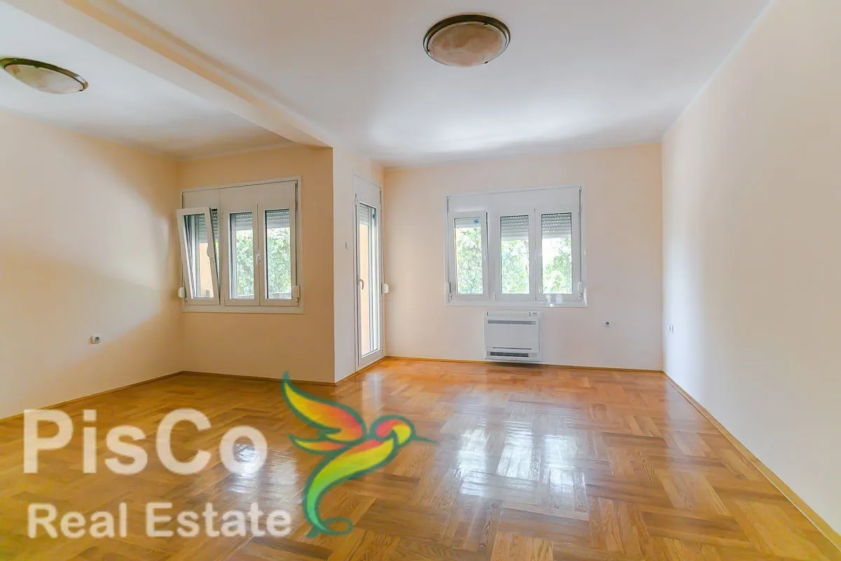 Izdavanje, kuća, 150m², Zabjelo, Podgorica