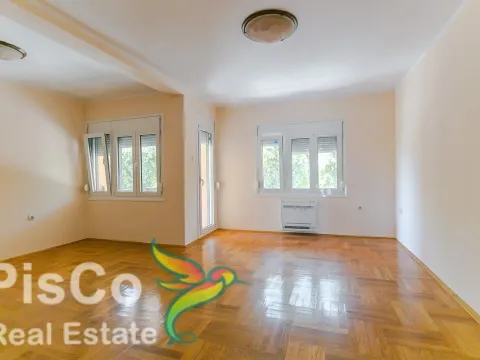 Izdavanje, kuća, 150m², Zabjelo, Podgorica - image 11