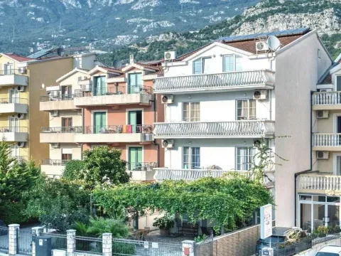 Sale, office space, 487m², Centar, Budva - image 17