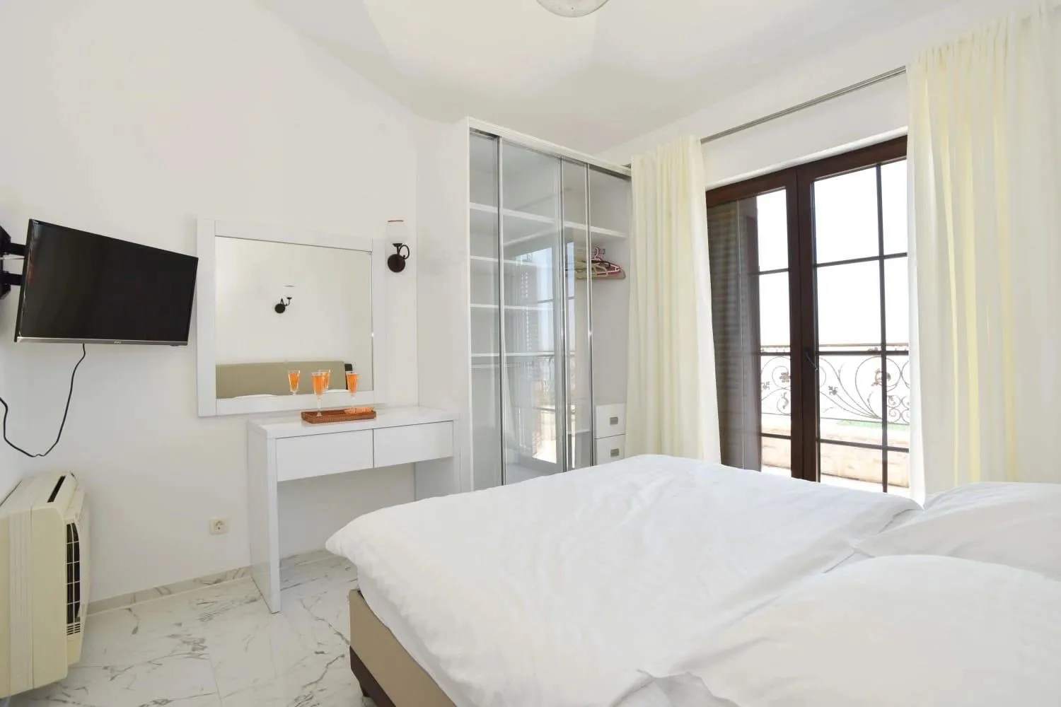 Sale, house, 200m², Blizikuće, Budva