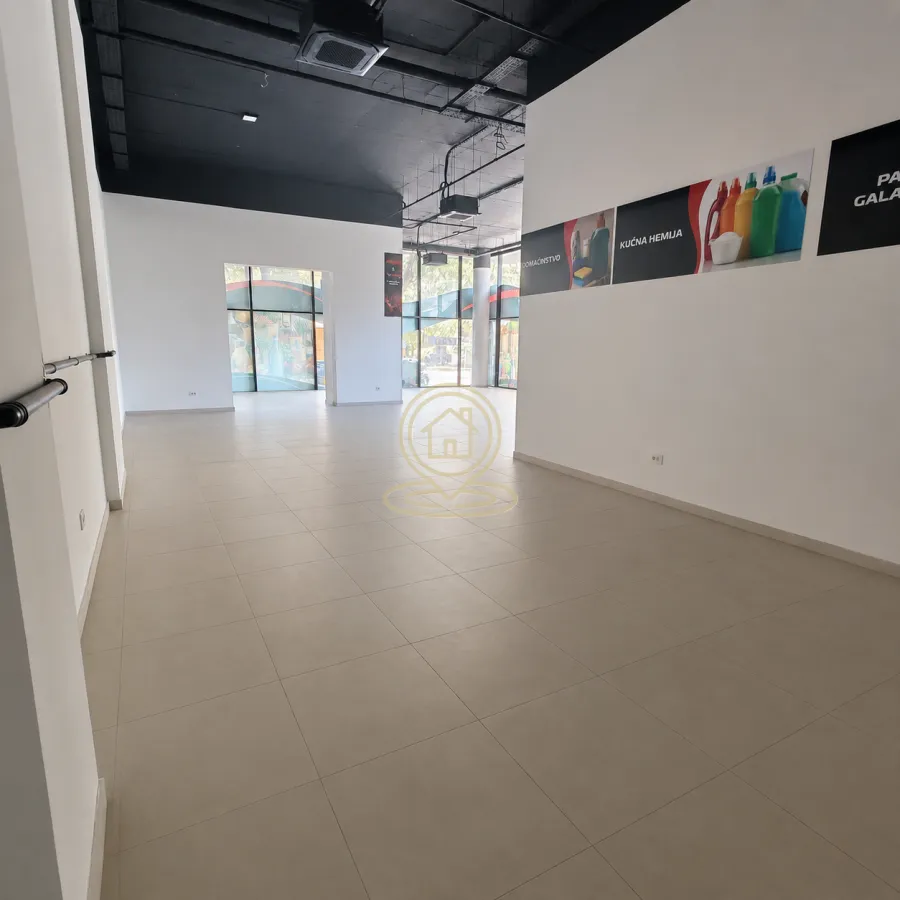 Rent, office space, 185m², Stari grad, Novi Sad
