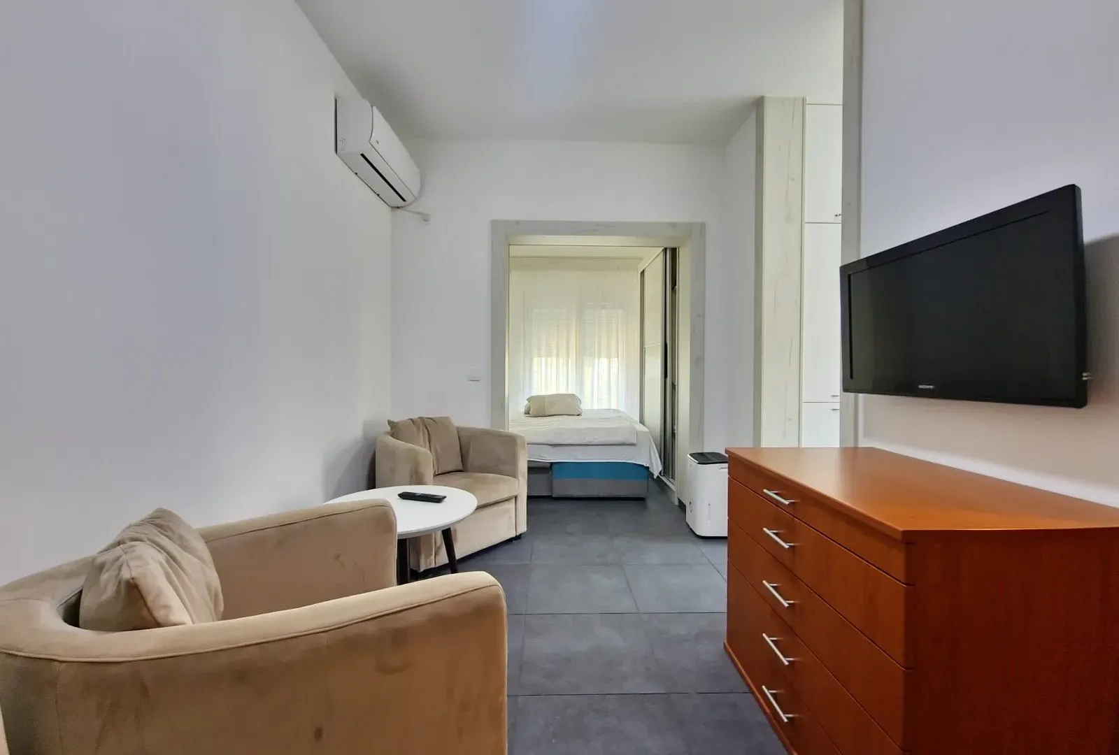 Izdavanje, jednosoban stan, 30m², Lastva Grbaljska, Kotor