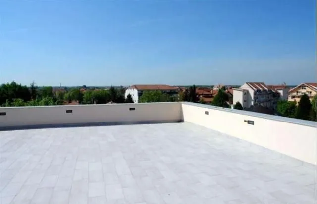 Rent, office space, 230m², Altina, Beograd