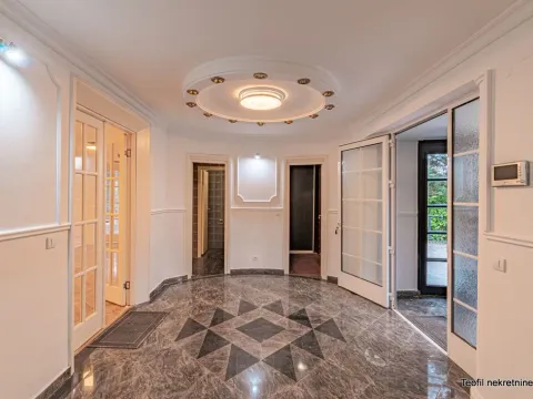 Rent, house, 375m², Senjak, Beograd - image 5