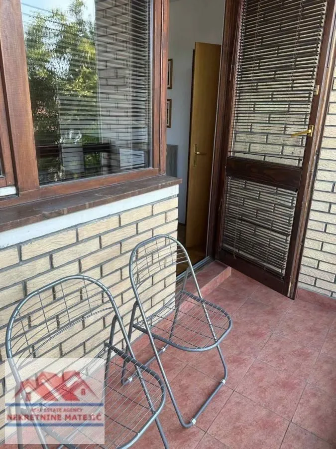 Prodaja, dvosoban stan, 60m², Centar, Kragujevac