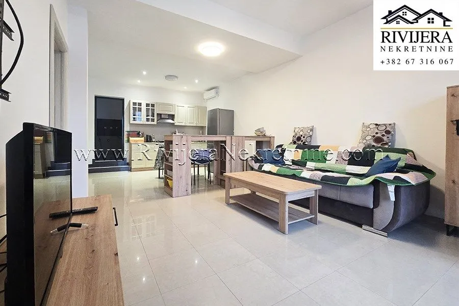 Prodaja, kuća, 240m², Radovići, Tivat