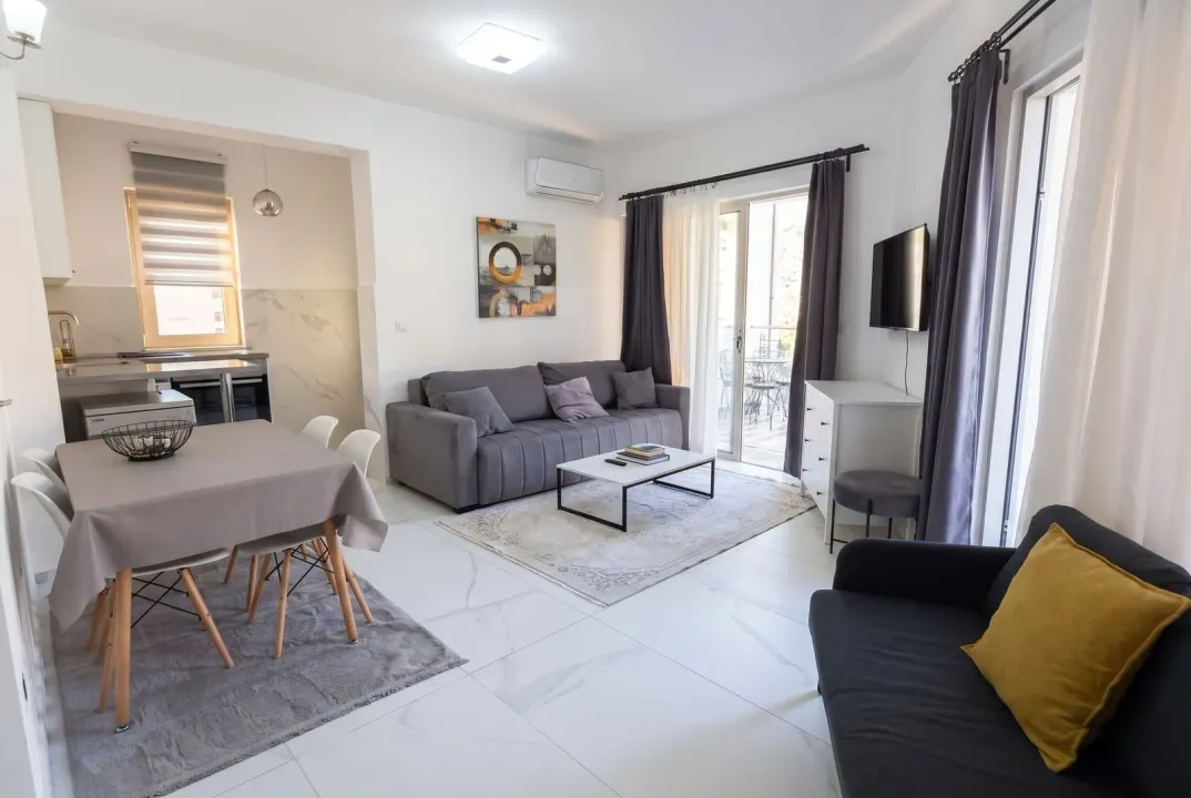 Rent, three bedroom apartment, 64m², Budva, Crna Gora