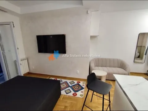 Rent, one bedroom apartment, 31m², Đeram Pijaca, Beograd