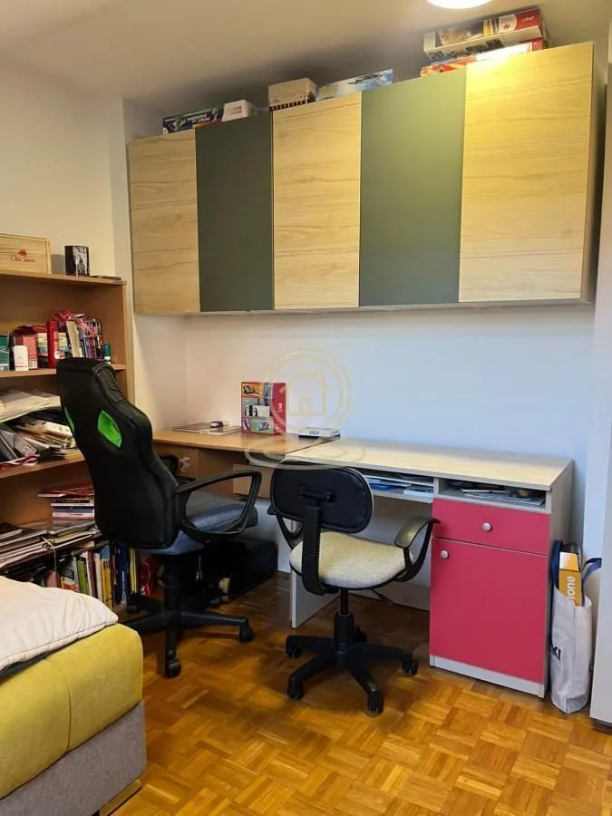 Prodaja, trosoban stan, 62m², Novo naselje, Novi Sad