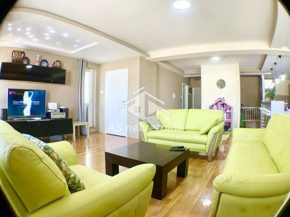 Sale, four bedroom apartment, 157m², Đeram Pijaca, Beograd