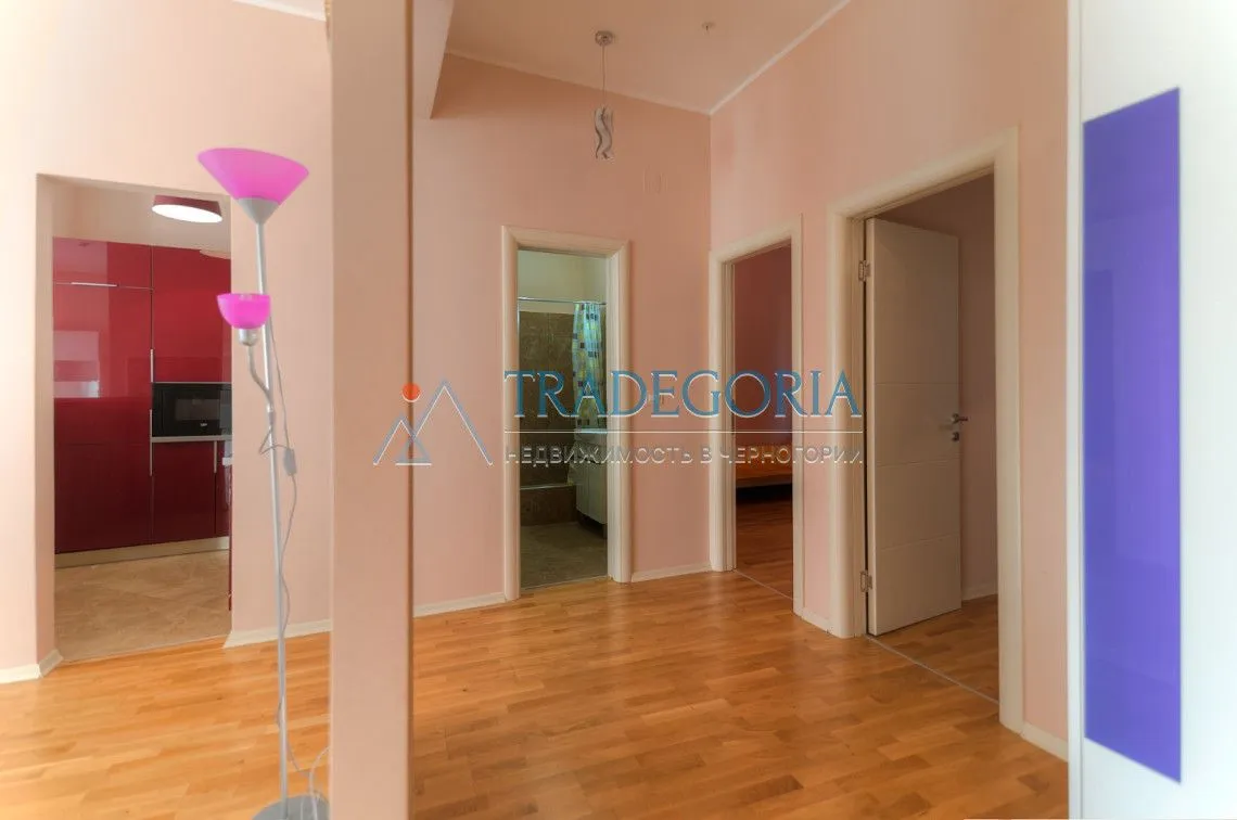 Prodaja, trosoban stan, 104m², Budva, Crna Gora