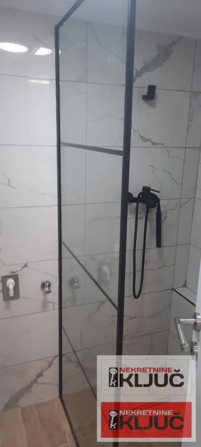 Prodaja, garsonjera, 28m², Adice, Novi Sad Sve Podlokacije