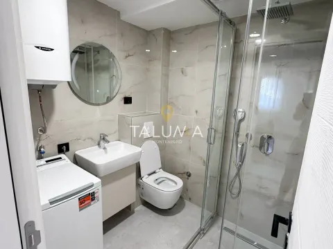 Izdavanje, dvosoban stan, 68m², Stari Aerodrom, Podgorica - image 9