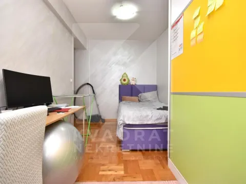 Rent, two bedroom apartment, 56m², Blok 6, Podgorica - image 7