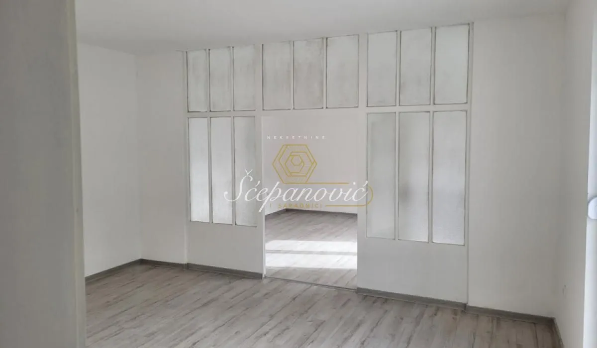 Prodaja, kuća, 94m², Banatić, Novi Sad Sve Podlokacije