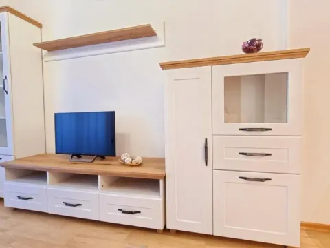 Rent, studio apartment, 30m², Budva, Crna Gora - image 3