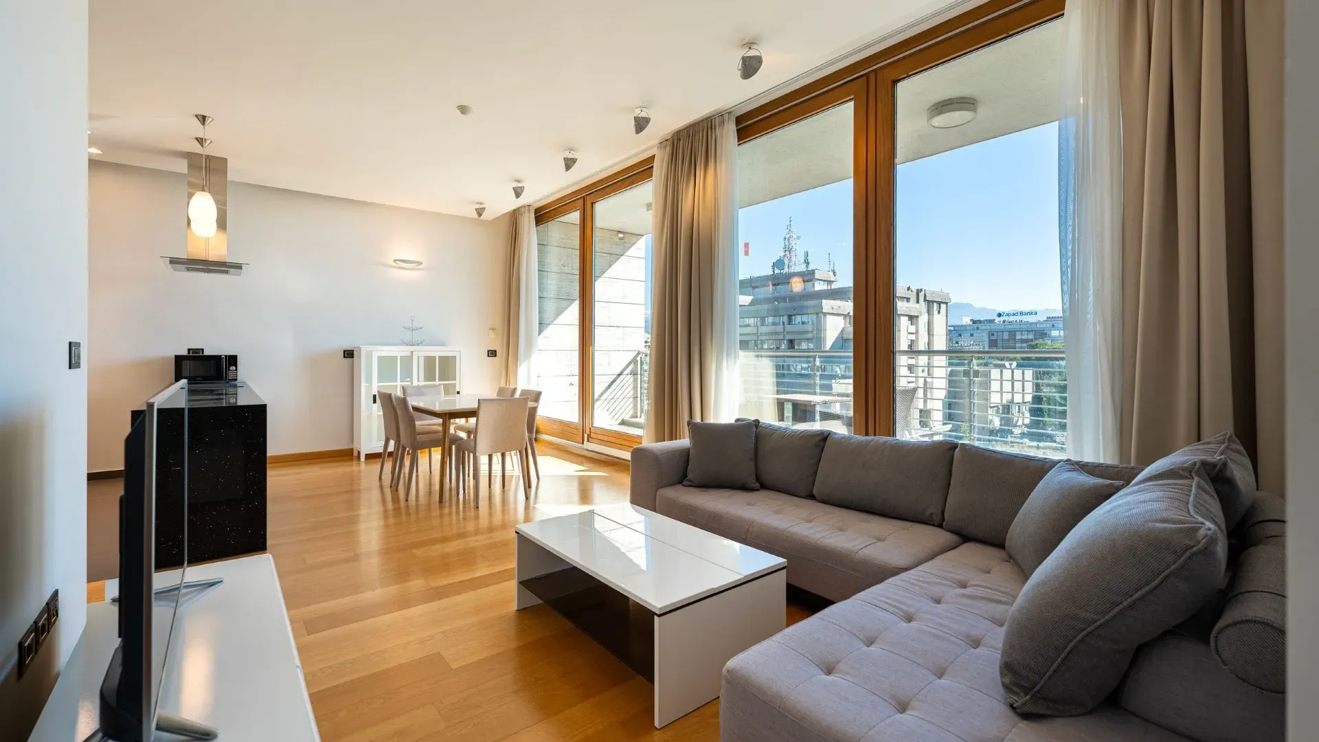 Rent, two bedroom apartment, 94m², Kod Capital Plaze, Podgorica