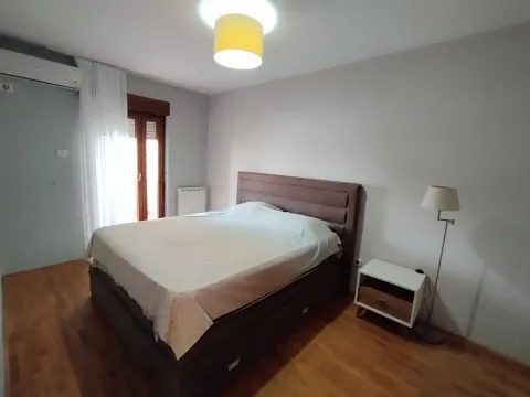 Izdavanje, stan, 94m², Vezirov Most, Podgorica - image 10