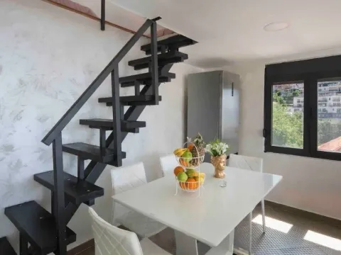 Prodaja, jednosoban stan, 63m², Sveti Stefan, Budva - image 2