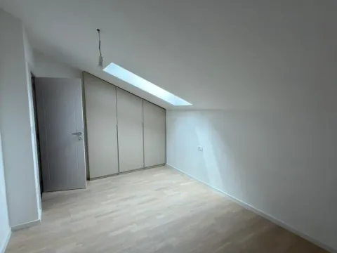 Prodaja, jednosoban stan, 50m², Tološi, Podgorica - image 4