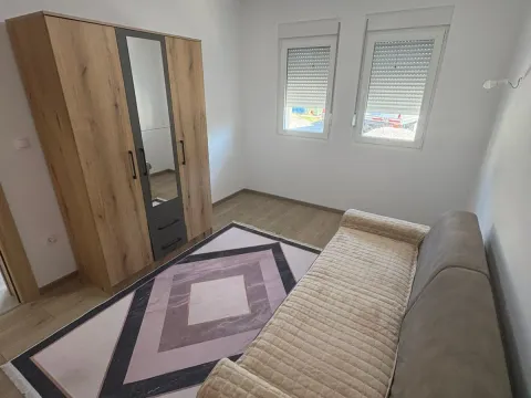 Rent, house, 240m², Karaburško Polje, Podgorica - image 4