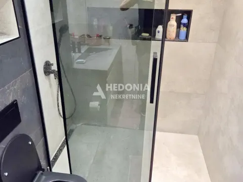 Prodaja, dvosoban stan, 68m², Novi Beograd Blok 65, Novi Beograd Sve Podlokacije - image 11