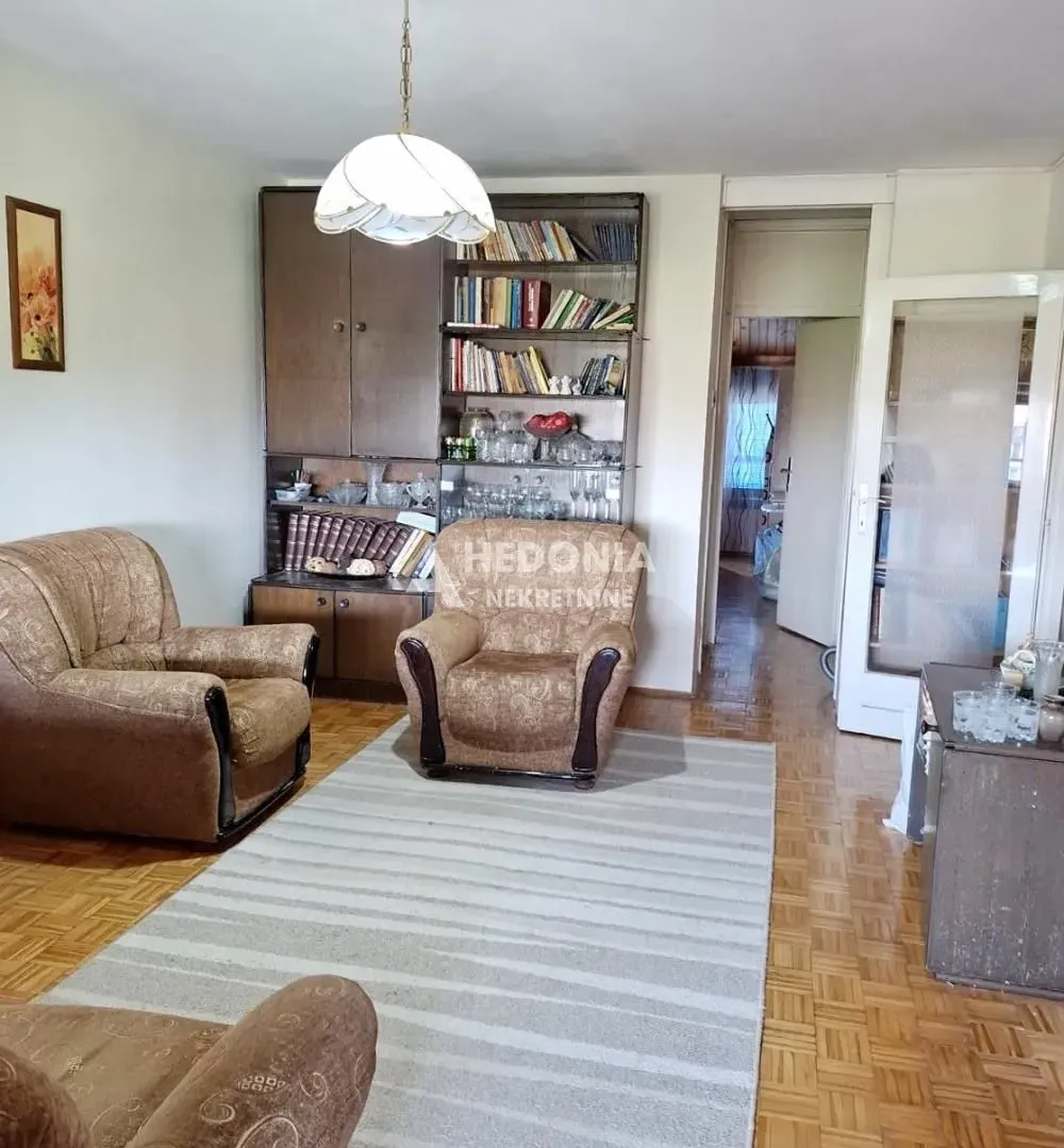 Prodaja, trosoban stan, 83m², Čukarica, Beograd