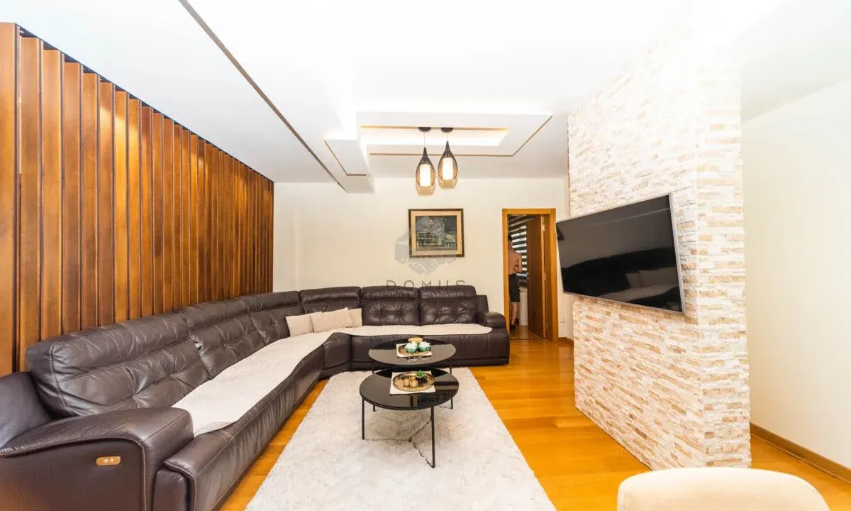 Prodaja, četvorosoban stan, 154m², Zabjelo, Podgorica