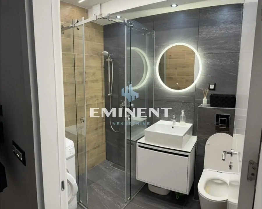Rent, two bedroom apartment, 46m², Zemun Gornji Grad, Zemun Sve Podlokacije