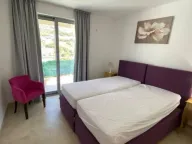 Prodaja, četvorosoban stan, 179m2, Dobre Vode, Bar