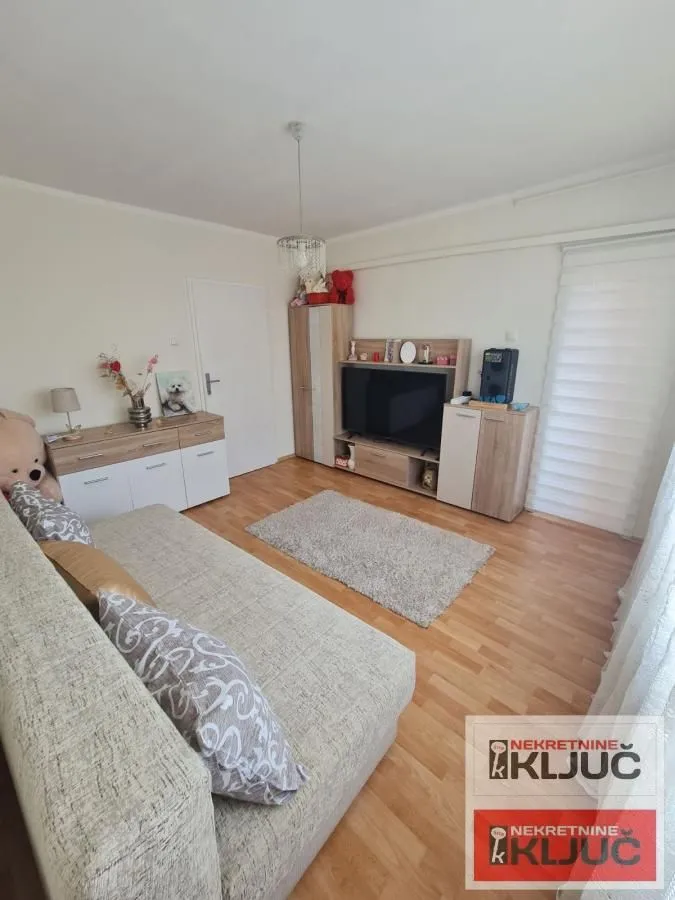 Prodaja, dvosoban stan, 56m², Železnička Stanica, Novi Sad Sve Podlokacije
