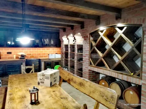 Sale, office space, 541m², Ljig, Srbija - image 12