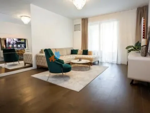 Izdavanje, trosoban stan, 120m², Savski Venac, Beograd - image 2